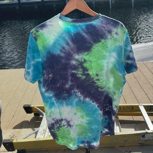 Kliegou ⭐️tie-dye t shirt NWT - Picture 3 of 4